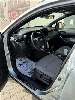 تۆیۆتا کۆرۆلا کرۆس